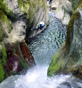 canyoning jura gorges du flumen suspendu descente